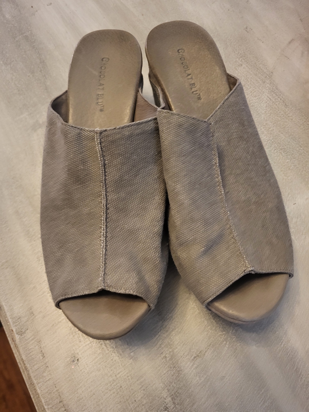 Chocolat Blu Taupe Open-Toe Slide Heels